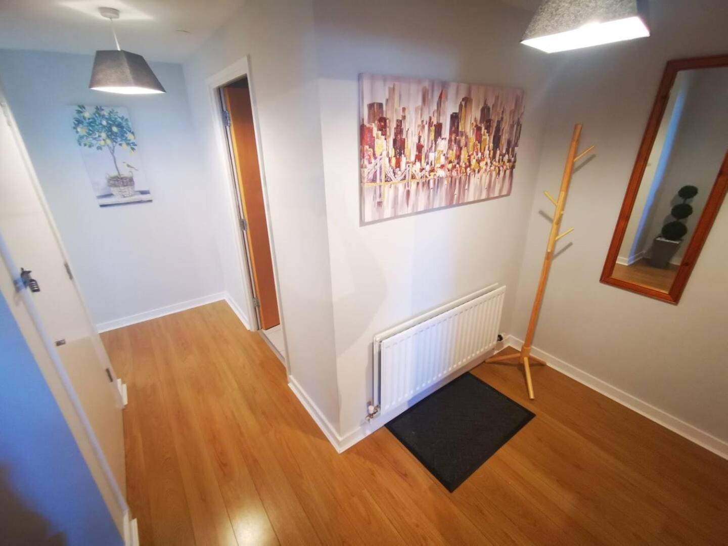 2br Spacious Centre Apartment Belfast
