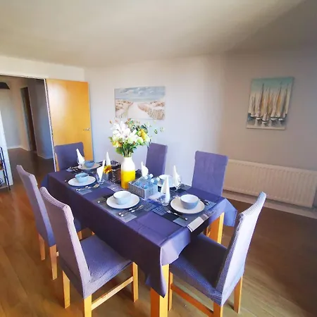 2Br Spacious City Centre Apartment Belfast Exterior photo